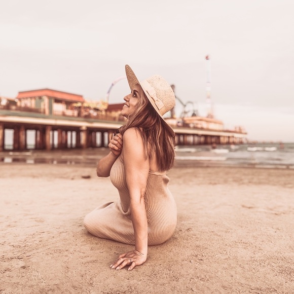 Straw brim hat - Picture 2 of 8